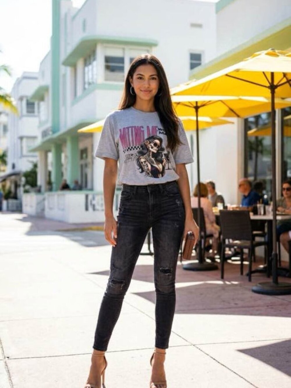 Hating Me Won’t Make You Pretty Skeleton Graphic T-Shirt Gray Size L